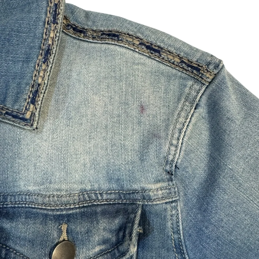 Reba Embroidered Denim Jacket Women’s Small Floral Western Y2K Blue Jean Coat